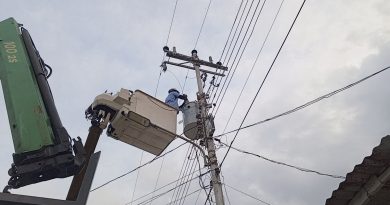Instalación de transformador robustece el suministro eléctrico en La Medinera