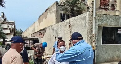Ministro Alcalá supervisó recuperación de la red eléctrica en los circuitos de Caraballeda Ministro Alcalá supervisó recuperación de la red eléctrica en los circuitos de Caraballeda