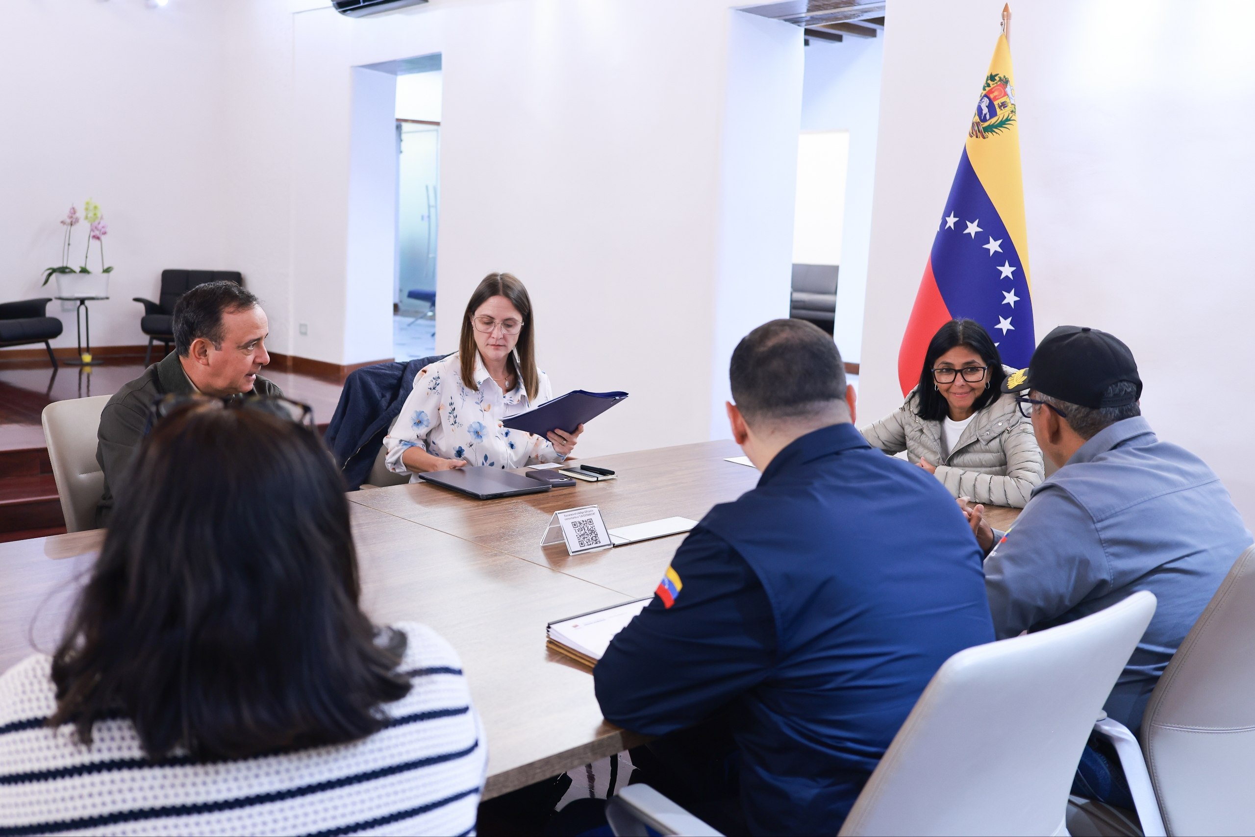 Evalúan avances para el fortalecimiento y modernización del SEN